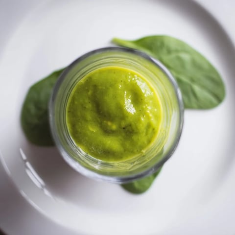 Fresh Spinach Hidden Smoothie, a creamy, green blend, ready to nourish your morning.
